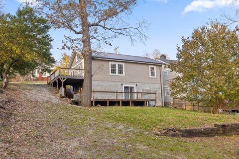 Tiny photo for 800 Barton Avenue, Chattanooga, TN 37405 (MLS # 1516180)