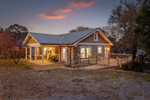 Tiny photo for 800 Barton Avenue, Chattanooga, TN 37405 (MLS # 1516180)