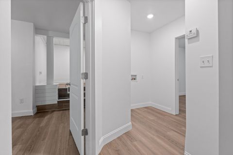 Tiny photo for 800 Barton Avenue, Chattanooga, TN 37405 (MLS # 1516180)