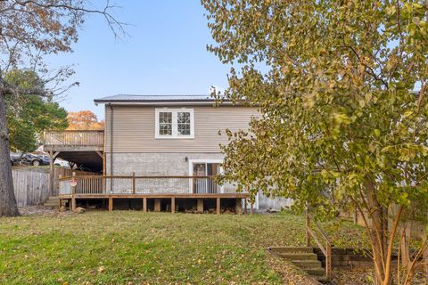 Tiny photo for 800 Barton Avenue, Chattanooga, TN 37405 (MLS # 1516180)
