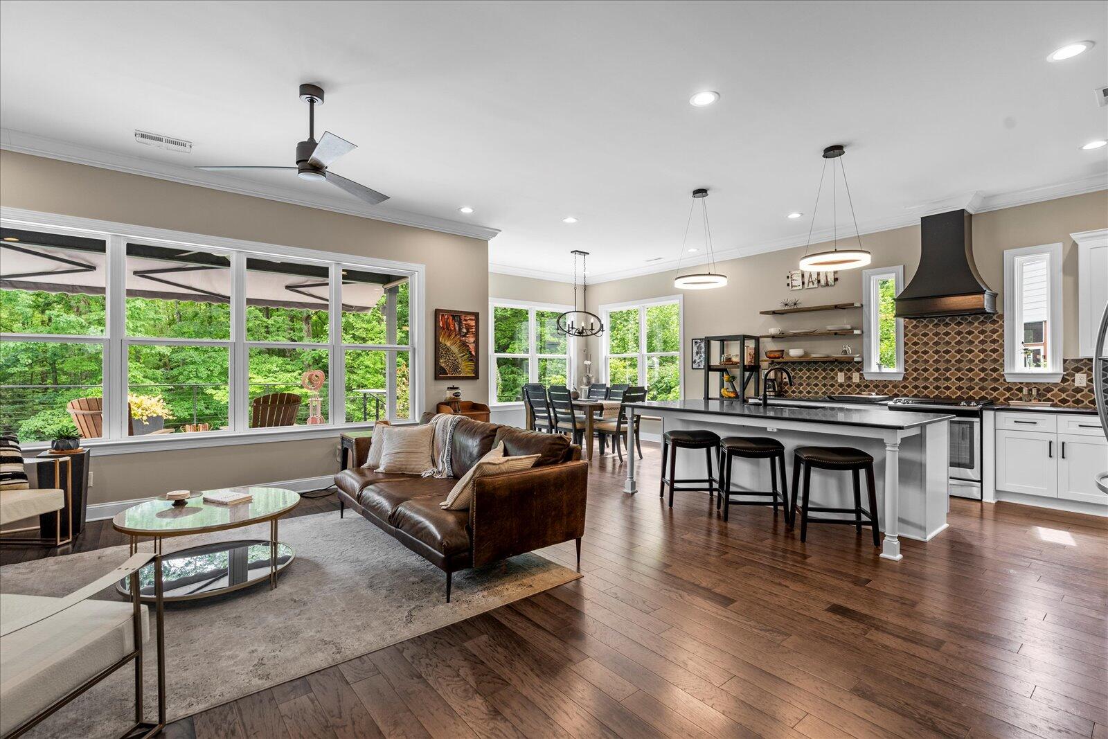 1712 Seven Pines Lane, Chattanooga, Tennessee image 3