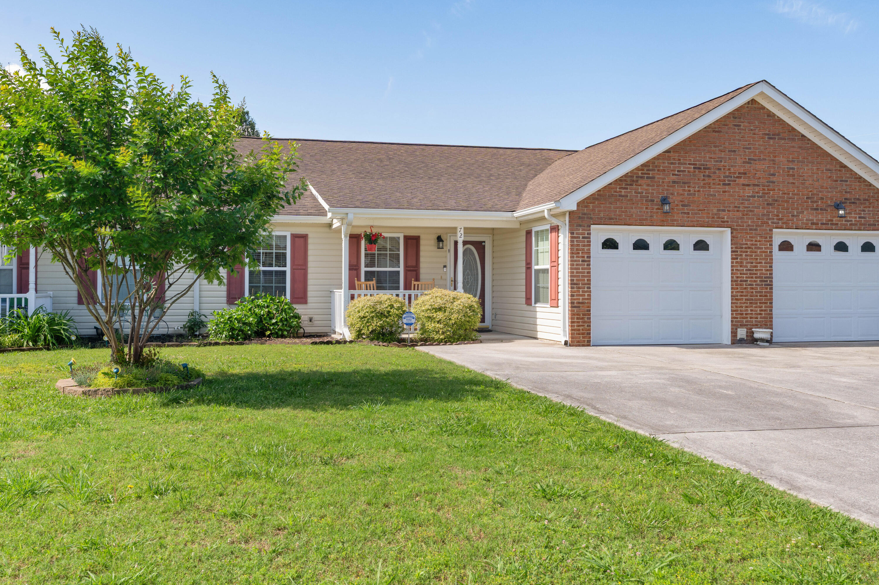 72 Anchor Drive, Rossville, Georgia image 1