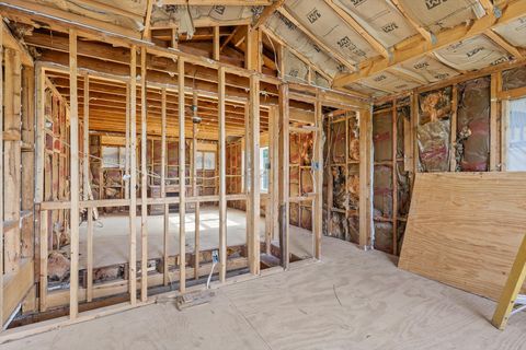 Tiny photo for 504 Gurley Street, Chattanooga, TN 37405 (MLS # 1524654)