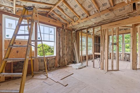 Tiny photo for 504 Gurley Street, Chattanooga, TN 37405 (MLS # 1524654)