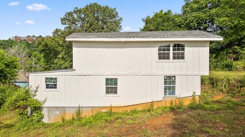 Tiny photo for 504 Gurley Street, Chattanooga, TN 37405 (MLS # 1524654)