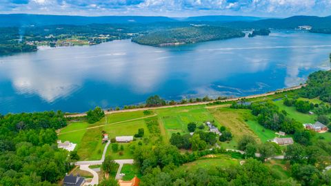 Photo of 25 Nickajack Trace, South Pittsburg, TN 37380 (MLS # 1519077)