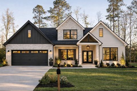 Photo of 4717 Hawk Den Trail, Chattanooga, TN 37415 (MLS # 1530767)