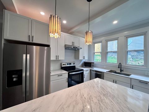 Tiny photo for 605 Lytle Street, Chattanooga, TN 37405 (MLS # 1525078)