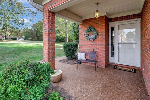 Photo of 2402 Queens Lace Trail, Chattanooga, TN 37421 (MLS # 1522612)