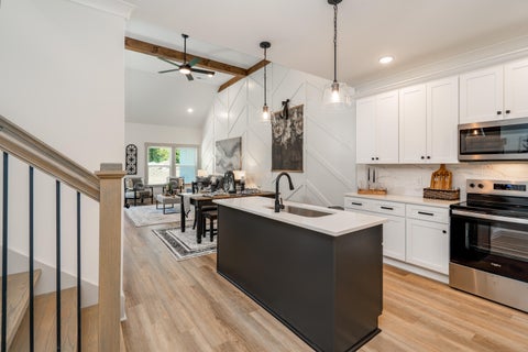 Photo of 2221 Jenkins Road, Chattanooga, TN 37421 (MLS # 1544270)