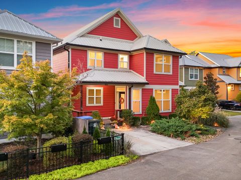 Tiny photo for 825 Stellar View, Chattanooga, TN 37405 (MLS # 1521684)