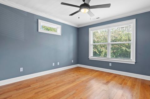 Tiny photo for 825 Stellar View, Chattanooga, TN 37405 (MLS # 1521684)