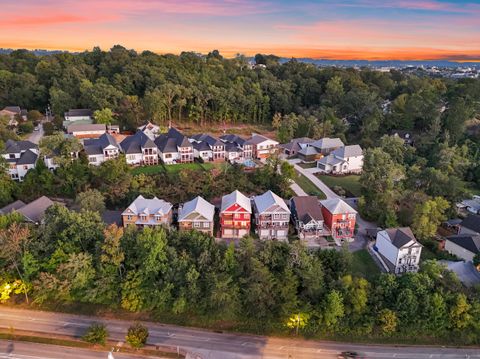 Tiny photo for 825 Stellar View, Chattanooga, TN 37405 (MLS # 1521684)