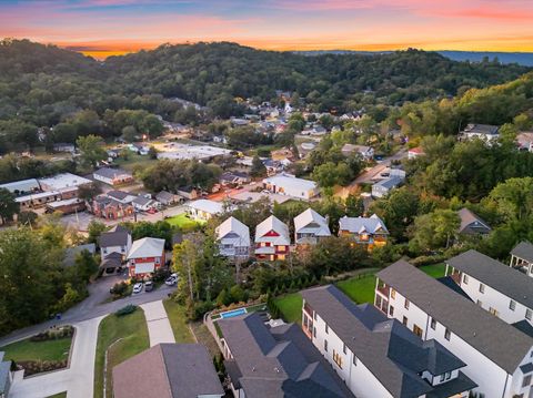 Tiny photo for 825 Stellar View, Chattanooga, TN 37405 (MLS # 1521684)