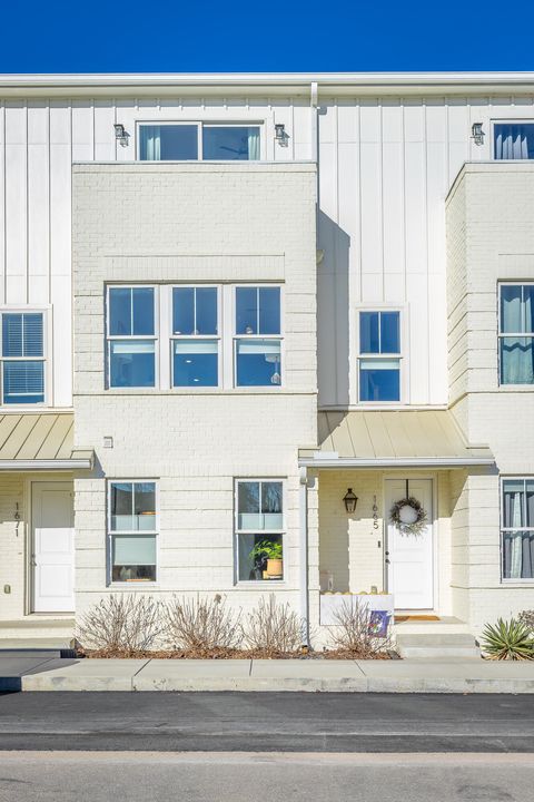 Photo of 1665 Adams Street, Chattanooga, TN 37408 (MLS # 1527704)