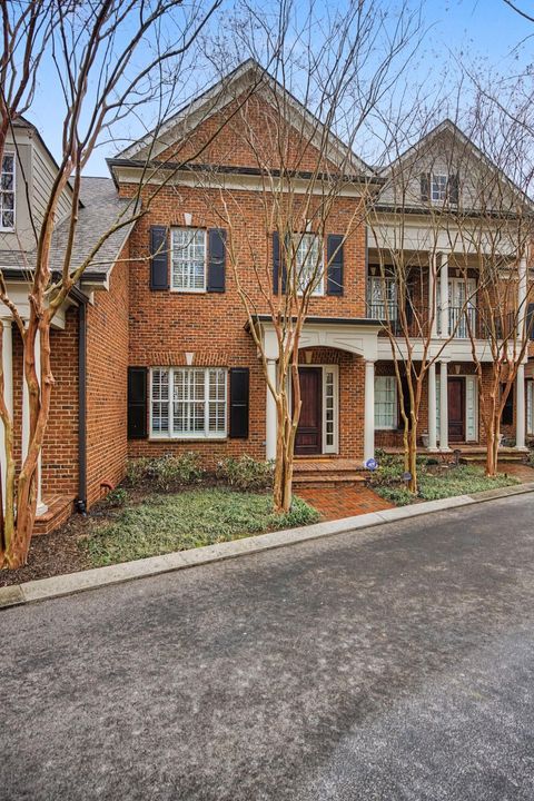 Photo of 548 Whitehall Road, Chattanooga, TN 37405 (MLS # 1530051)