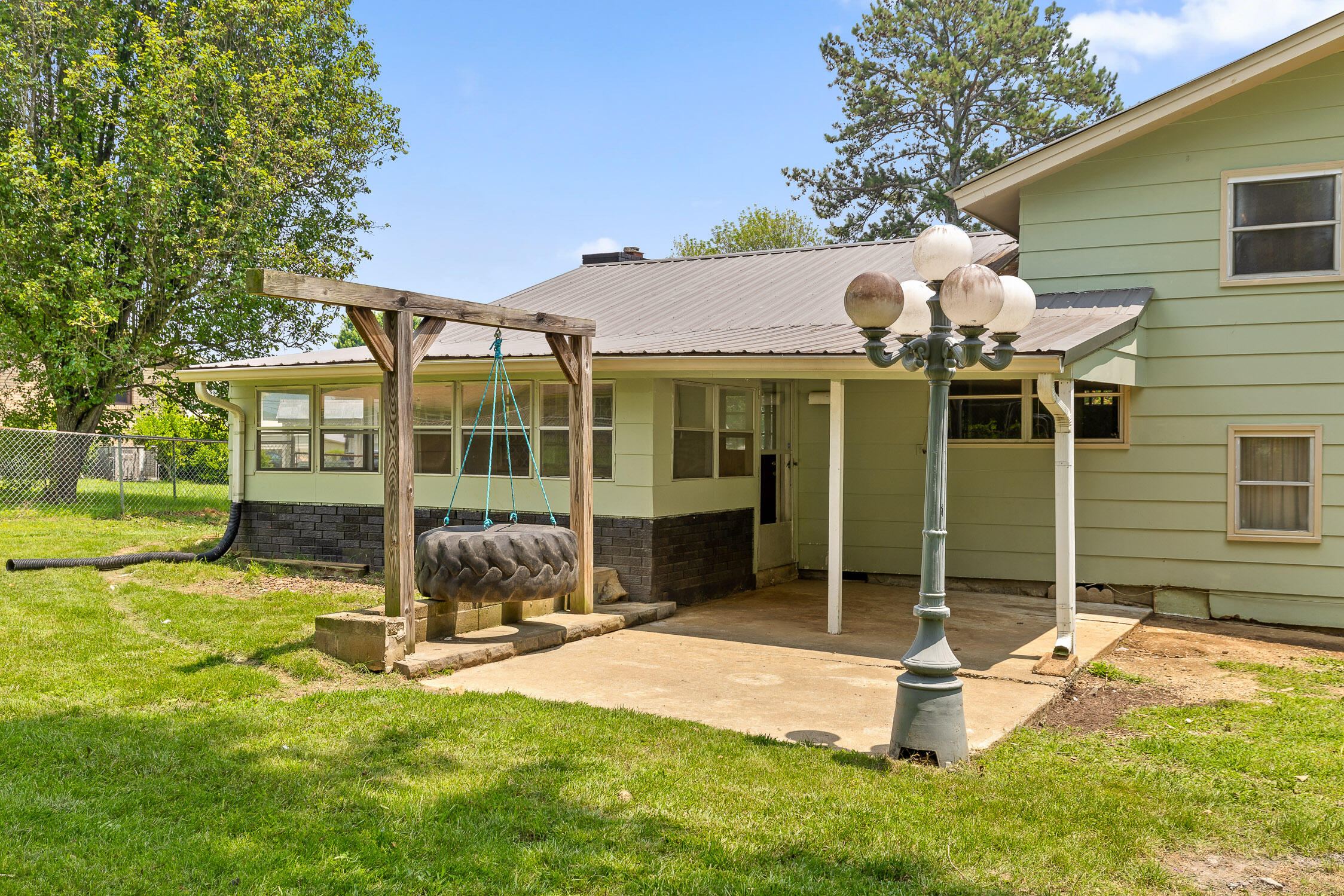 51 N Case Avenue, Trenton, Georgia image 32