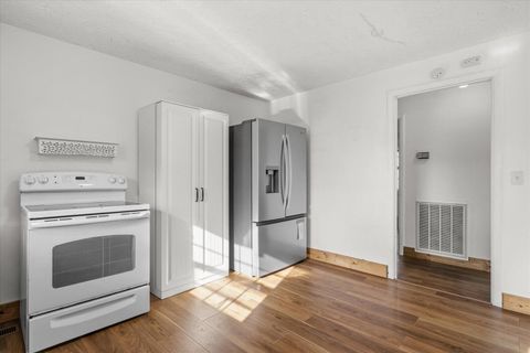 Tiny photo for 171 Keith Street, Dalton, GA 30721 (MLS # 1526619)