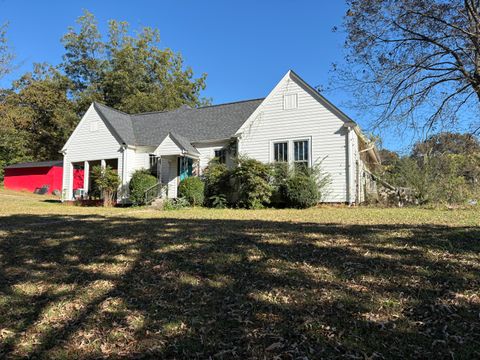 Photo of 449 S Elm Street, Whitwell, TN 37397 (MLS # 1523159)