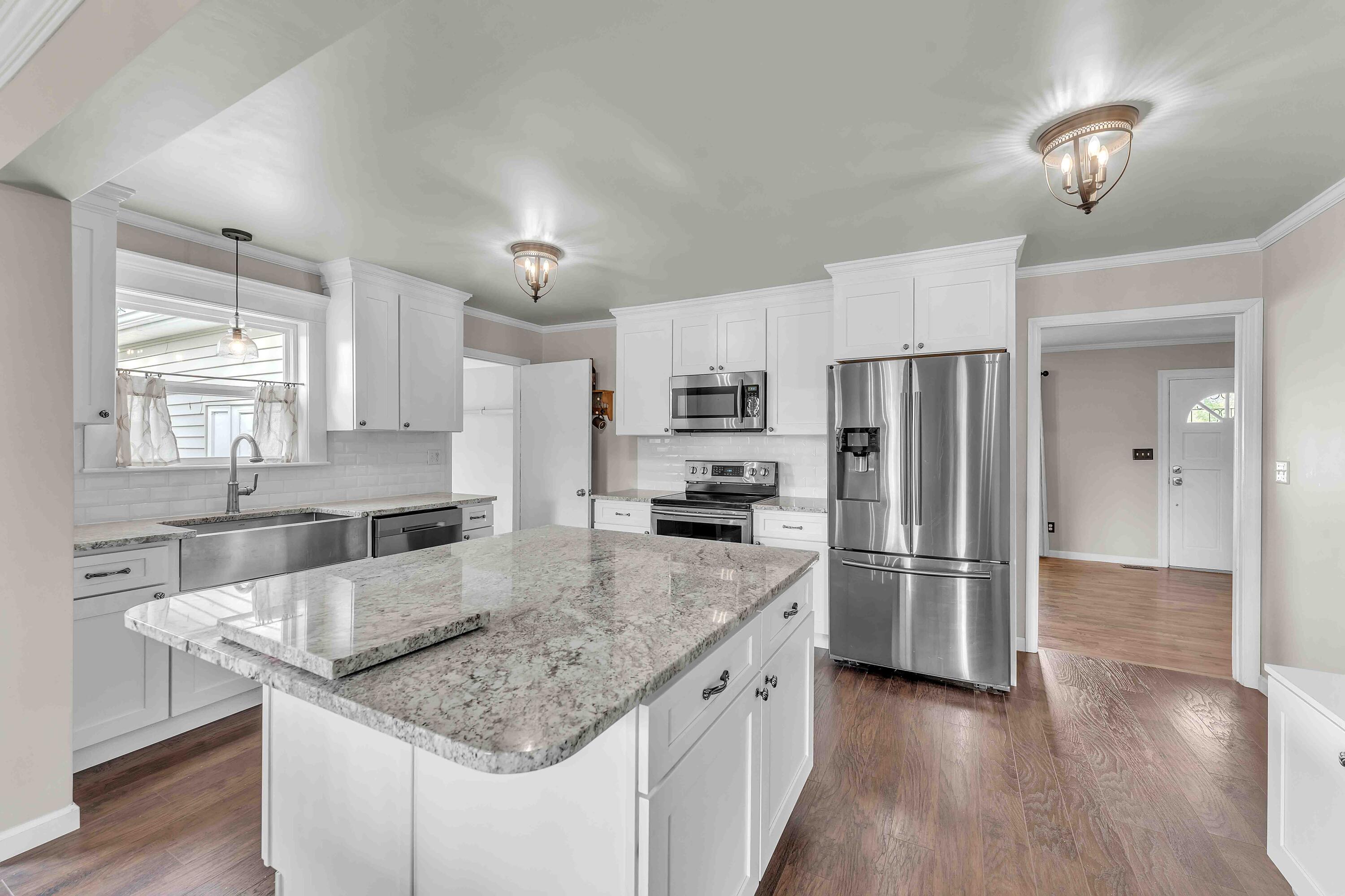 425 Hillcrest Circle, Etowah, Tennessee image 1