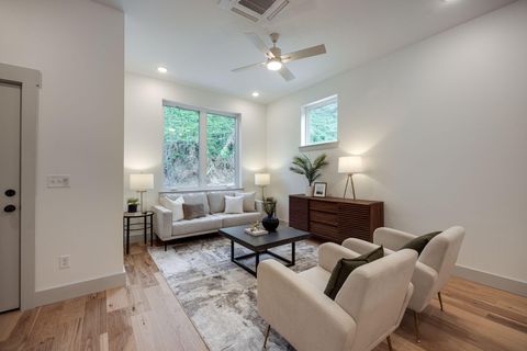 Tiny photo for 899 Cherokee Boulevard, Chattanooga, TN 37405 (MLS # 1527221)