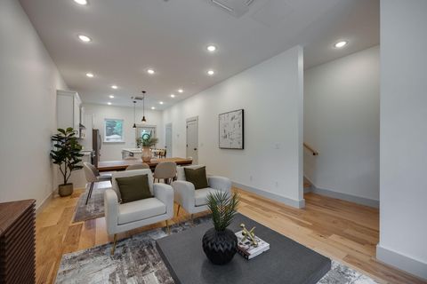 Tiny photo for 899 Cherokee Boulevard, Chattanooga, TN 37405 (MLS # 1527221)