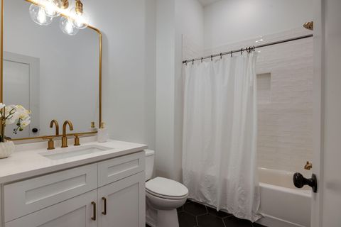 Tiny photo for 899 Cherokee Boulevard, Chattanooga, TN 37405 (MLS # 1527221)