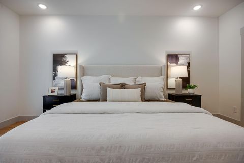 Tiny photo for 899 Cherokee Boulevard, Chattanooga, TN 37405 (MLS # 1527221)