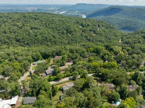 Tiny photo for 621 Mississippi Avenue, Signal Mountain, TN 37377 (MLS # 1526269)