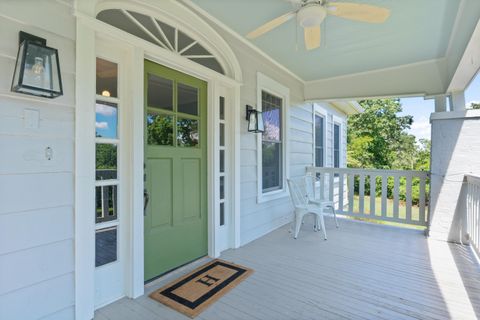 Tiny photo for 621 Mississippi Avenue, Signal Mountain, TN 37377 (MLS # 1526269)