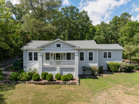 Tiny photo for 621 Mississippi Avenue, Signal Mountain, TN 37377 (MLS # 1526269)