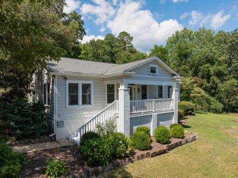 Tiny photo for 621 Mississippi Avenue, Signal Mountain, TN 37377 (MLS # 1526269)