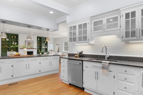 Tiny photo for 621 Mississippi Avenue, Signal Mountain, TN 37377 (MLS # 1526269)