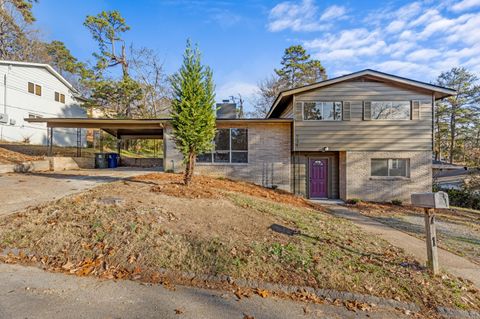 Photo of 731 Belle Vista Ave Ave, Chattanooga, TN 37411 (MLS # 1525378)