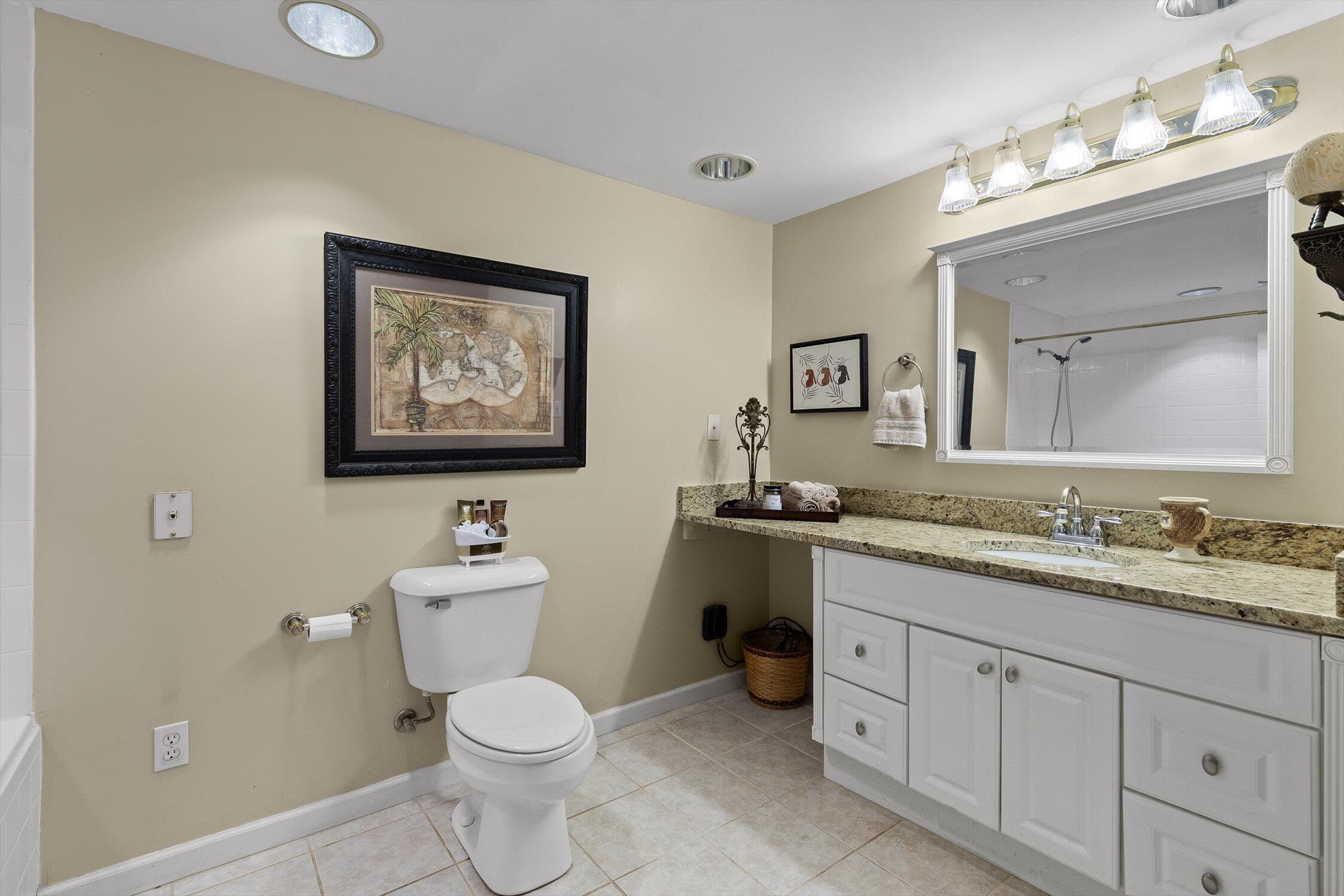 Chattanooga, Tennessee 37416, United States, 3 Bedrooms Bedrooms, ,4 BathroomsBathrooms,Residential,Active,200303