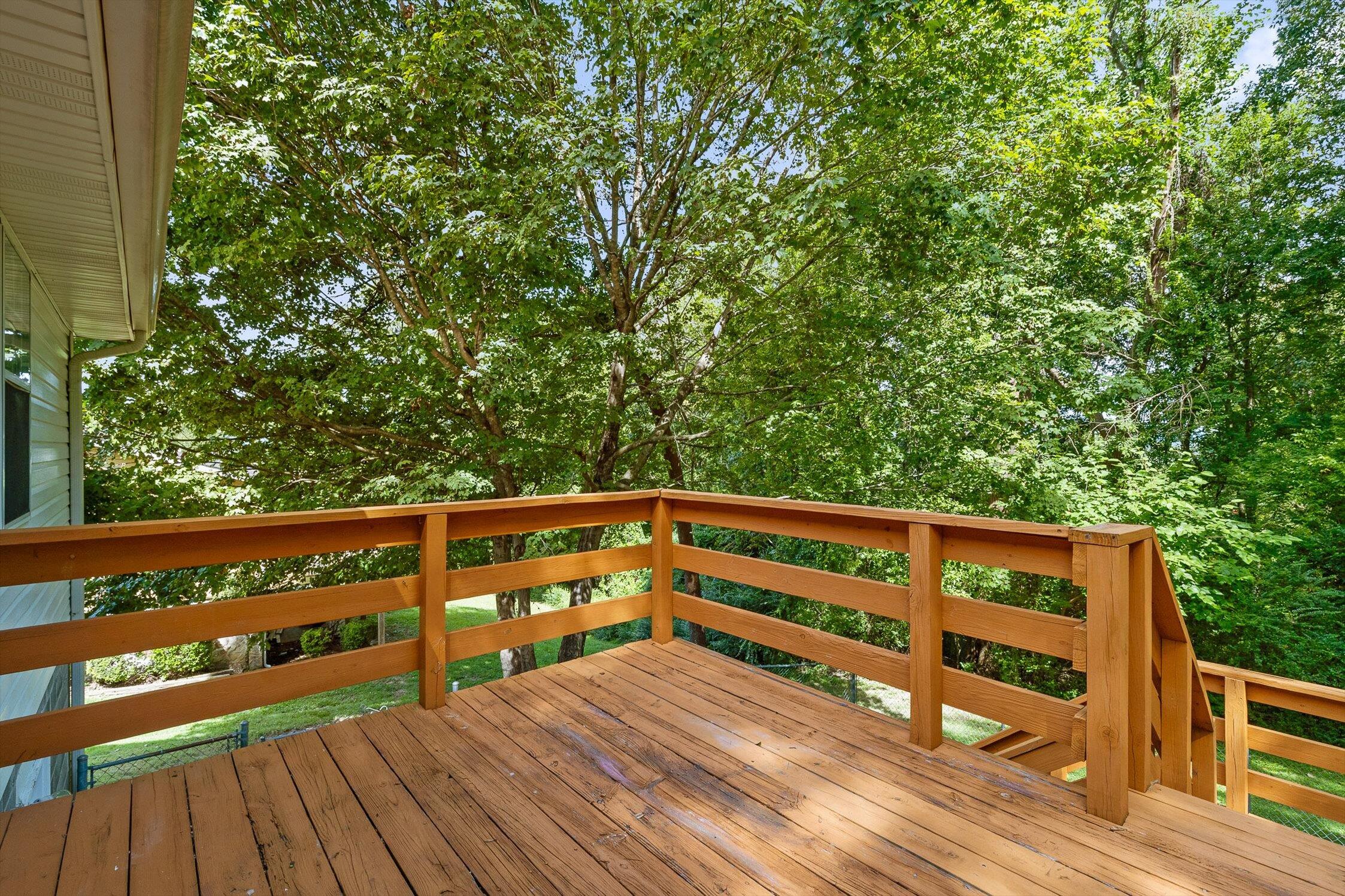 Chattanooga, Tennessee 37416, United States, 3 Bedrooms Bedrooms, ,4 BathroomsBathrooms,Residential,Active,200303