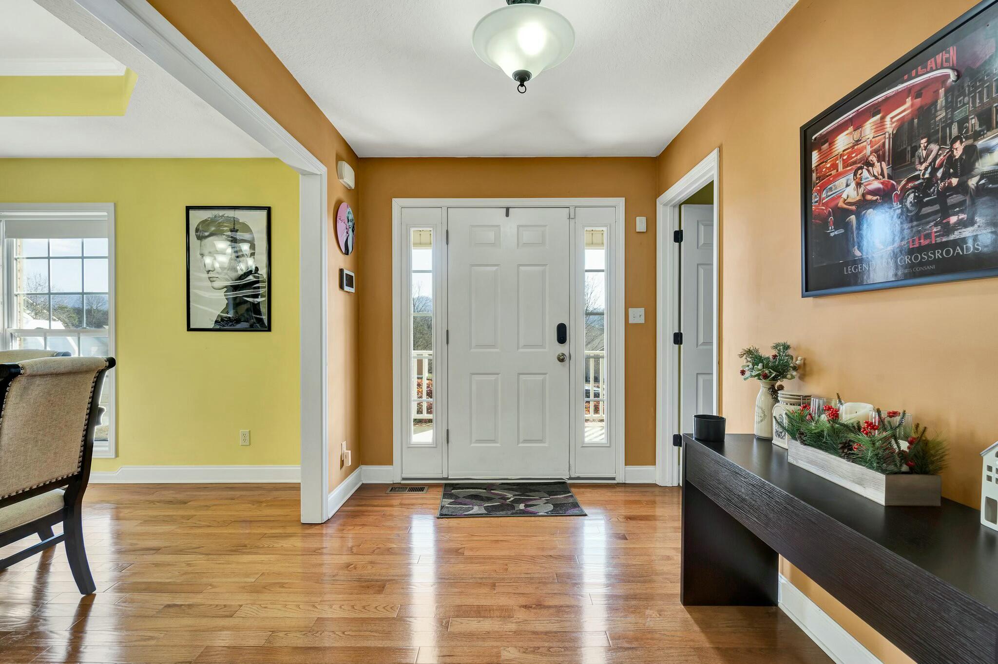 1306 Tomahawk Drive, Maryville, Tennessee image 1