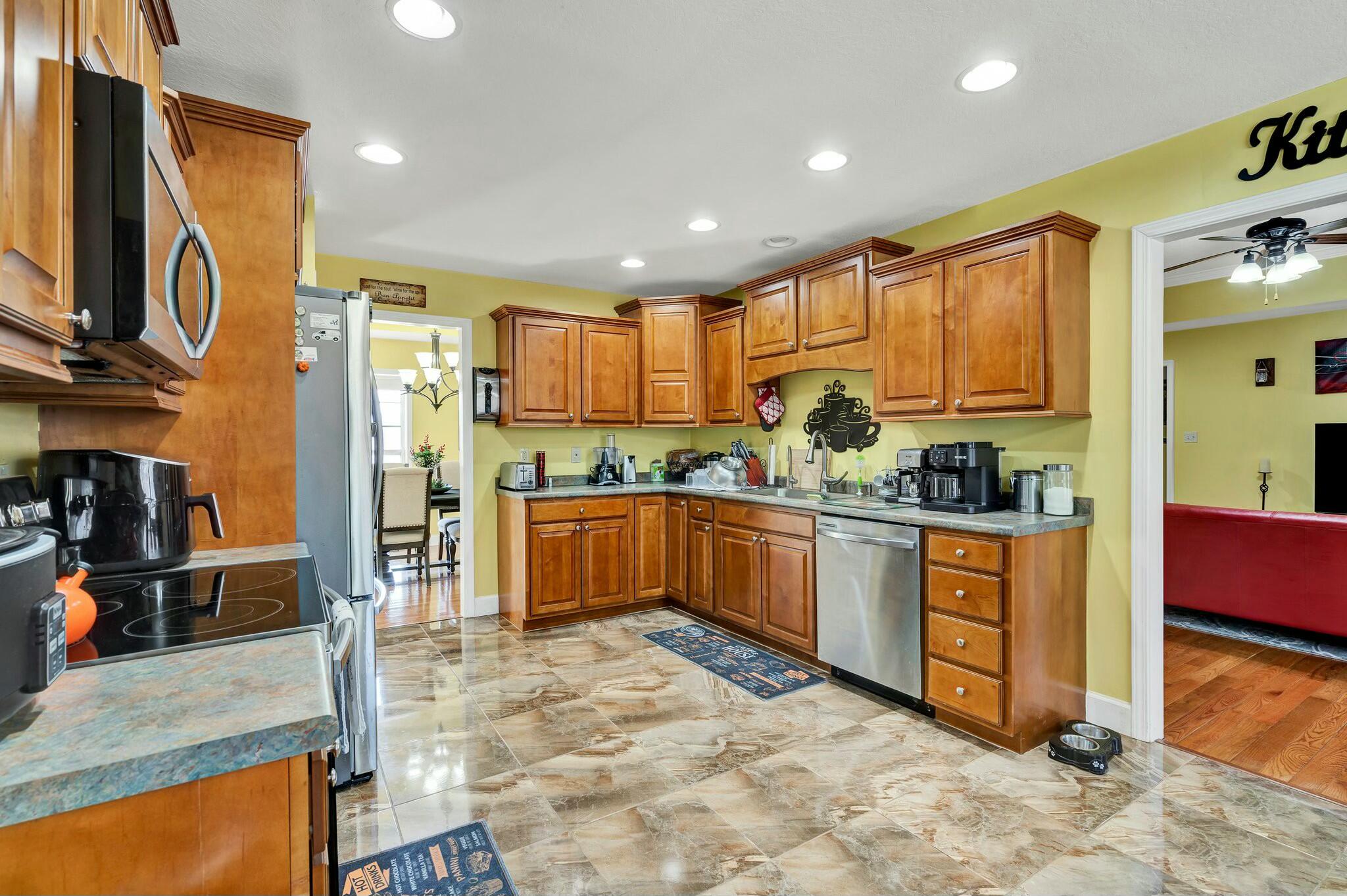 1306 Tomahawk Drive, Maryville, Tennessee image 12