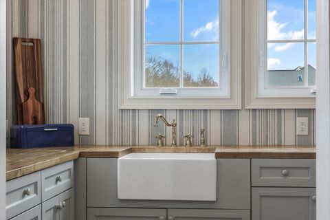 Tiny photo for 130 Hendren Lane, Clinton, TN 37716 (MLS # 1528449)