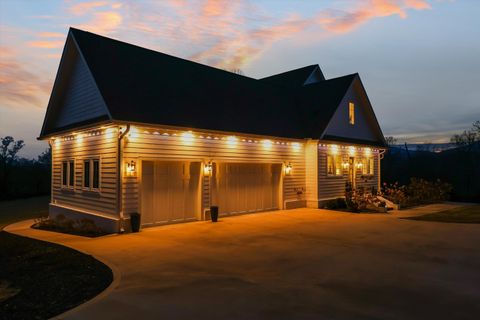 Tiny photo for 130 Hendren Lane, Clinton, TN 37716 (MLS # 1528449)