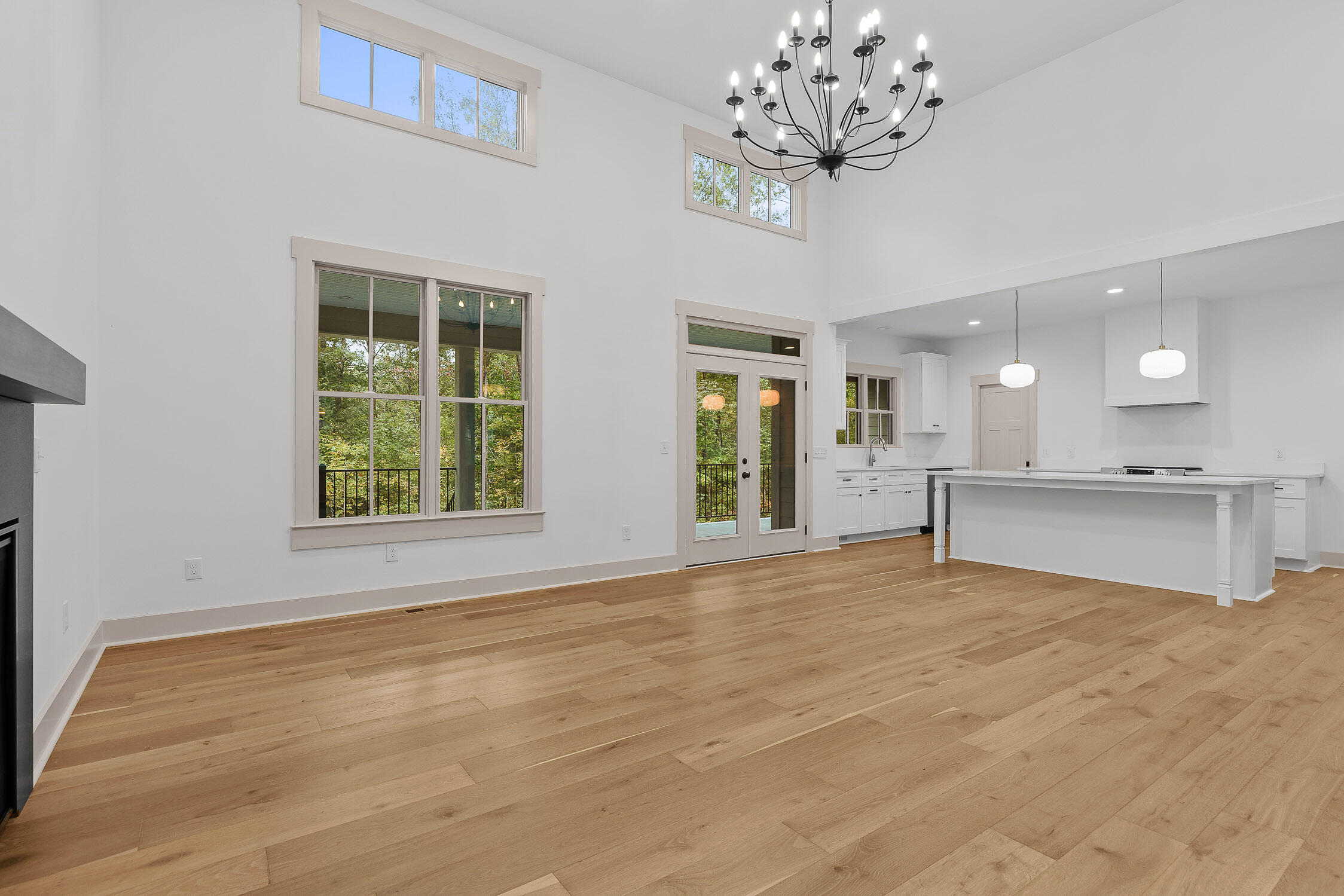 Signal Mountain, Tennessee 37377, United States, 4 Bedrooms Bedrooms, ,4 BathroomsBathrooms,Residential,Active,42097