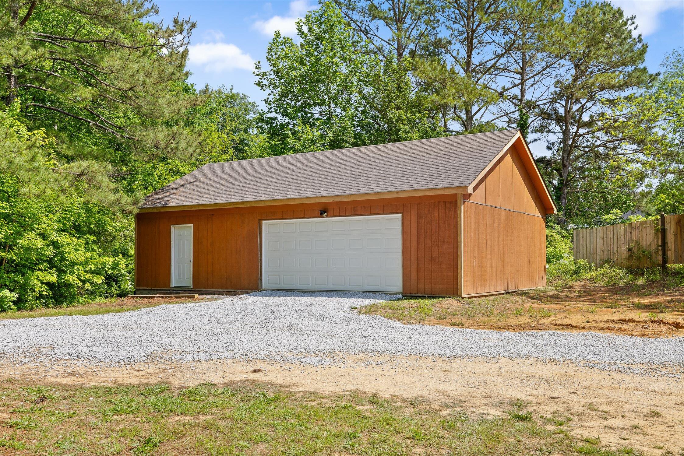 915 Old Three Notch Road, Ringgold, Georgia image 2