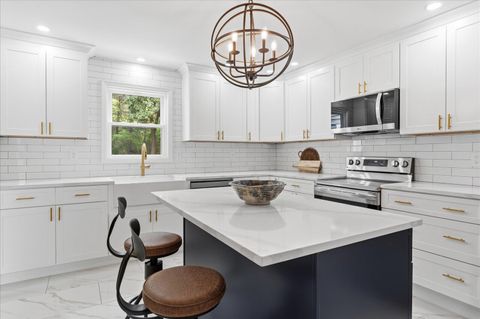 Photo of 116 Mcfarland Road, Lookout Mountain, GA 30750 (MLS # 1532525)