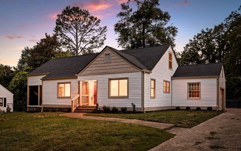 Photo of 2821 Ozark Road, Chattanooga, TN 37415 (MLS # 1538252)