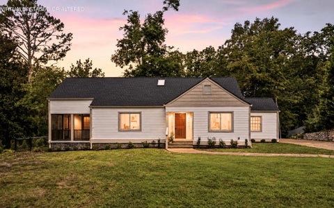 Photo of 2821 Ozark Road, Chattanooga, TN 37415 (MLS # 1538252)