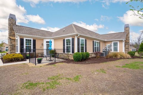 Photo of 2483 Baskette Way, Chattanooga, TN 37421 (MLS # 1531219)