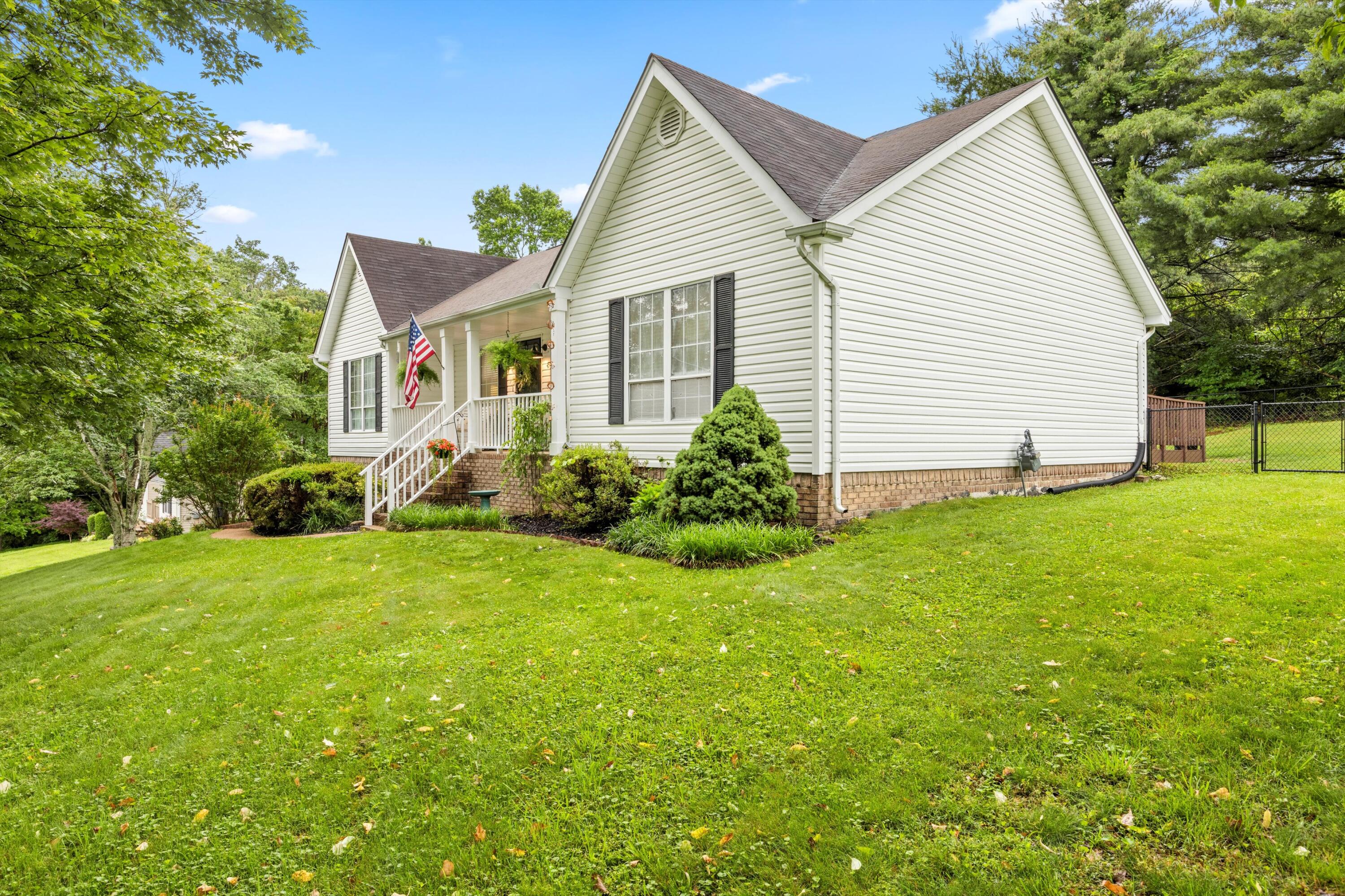 1219 Woodsage Drive, Soddy Daisy, Tennessee image 1