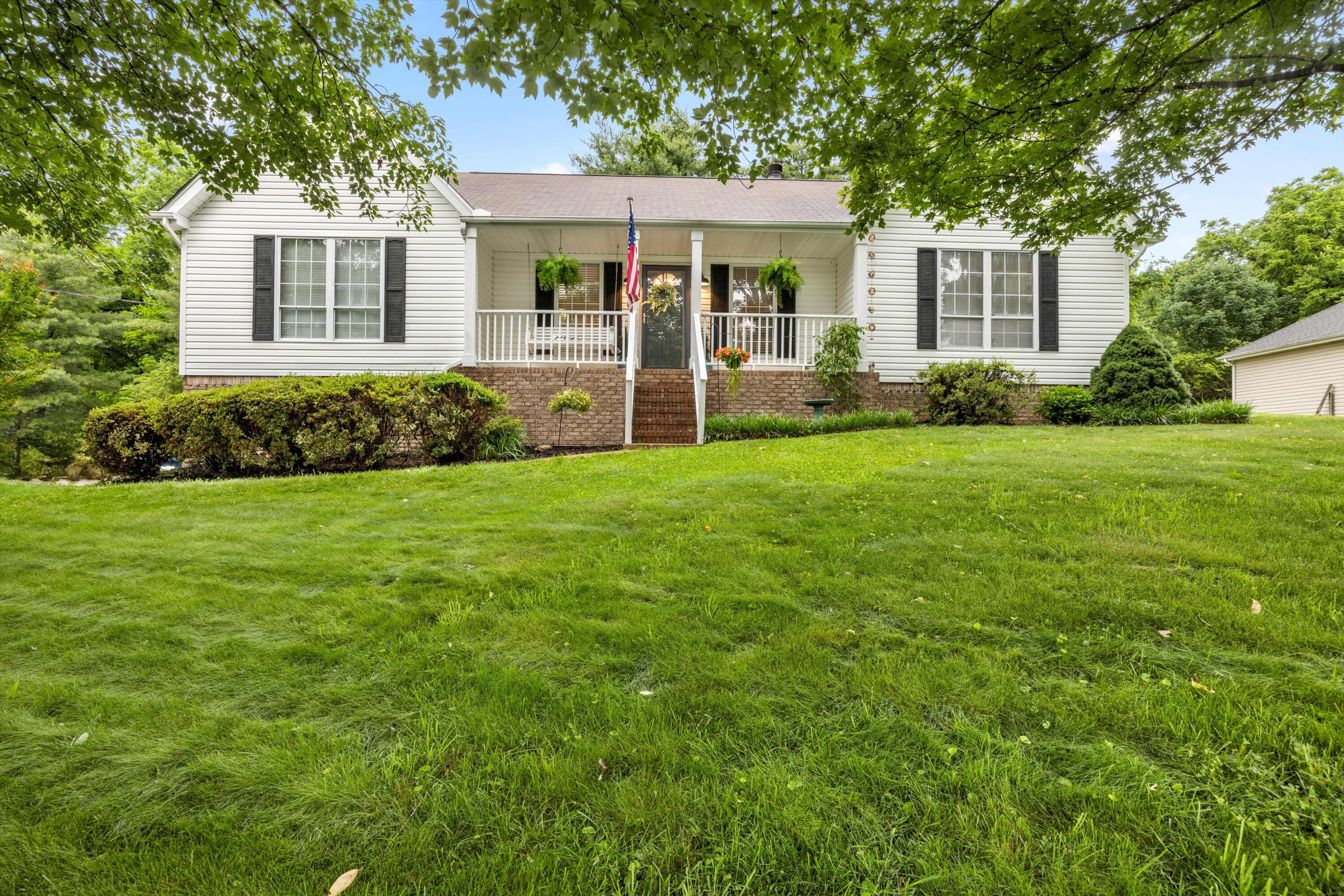 1219 Woodsage Drive, Soddy Daisy, Tennessee image 2