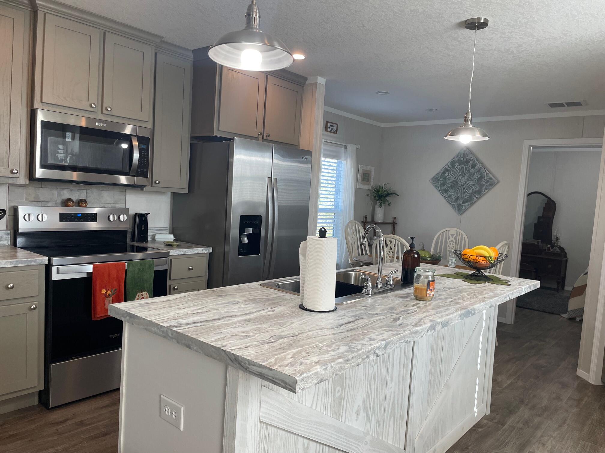 Higdon, Alabama 35979, United States, 3 Bedrooms Bedrooms, ,2 BathroomsBathrooms,Residential,Active,249138