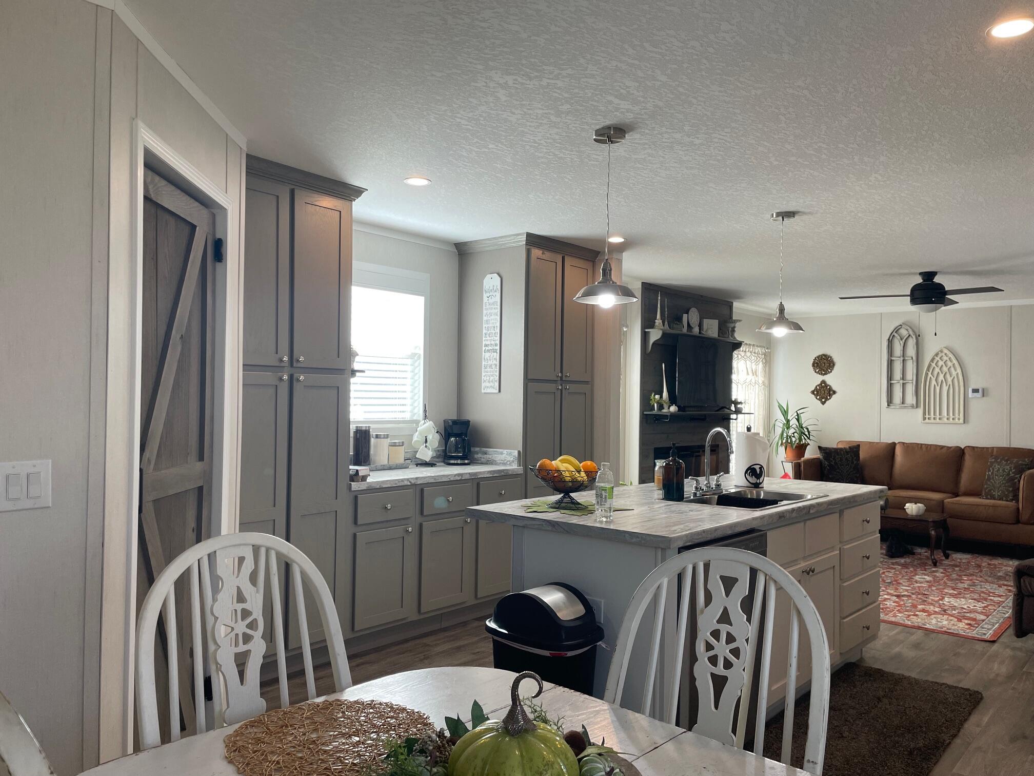 Higdon, Alabama 35979, United States, 3 Bedrooms Bedrooms, ,2 BathroomsBathrooms,Residential,Active,249138